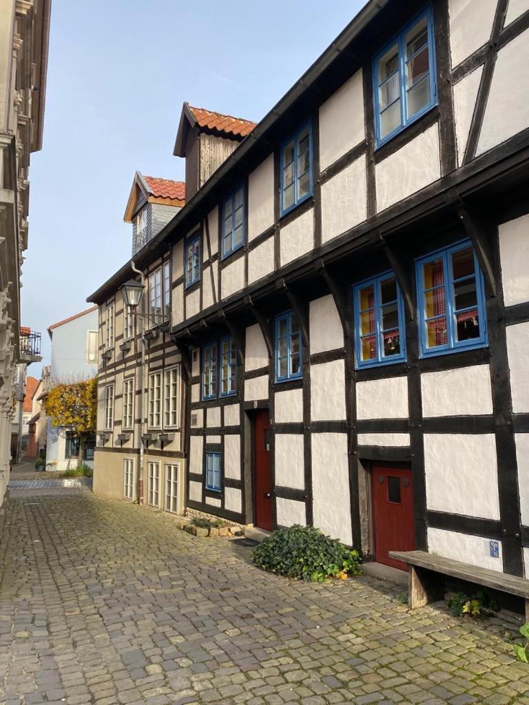 Ferienhaus "Sofia" Anno 1650, Neu - Top Lage - Tempur Beds - Wifi - Parking - Im Herzen Von Detmold-Altstadt, Historische Stadtmauer, Old Lane דטמולד מראה חיצוני תמונה